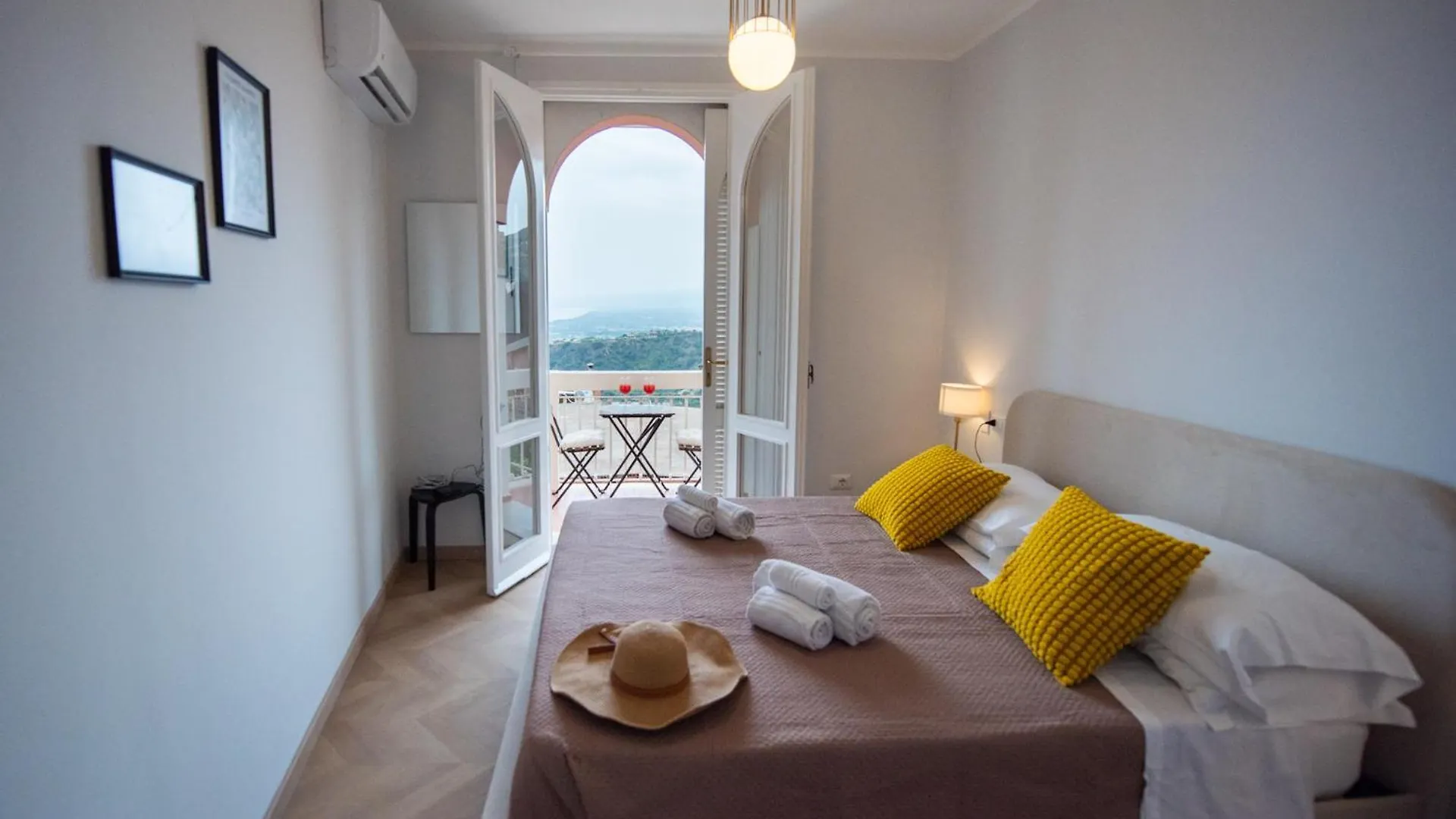 Apartment Villa Clara Suites Taormina Italy